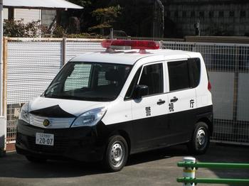 警視庁　新型ソリオパトカー